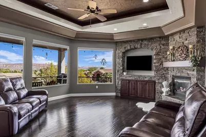 1052 N 1830 E Cir, Saint George, UT 84770 - Photo 5