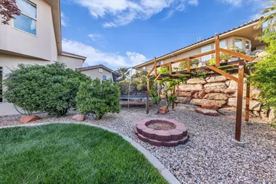1052 N 1830 E Cir, Saint George, UT 84770 - Photo 39
