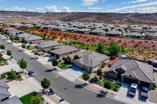 566 N Sage Crest Dr, Washington, UT 84780 - Photo 37