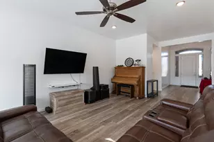 566 N Sage Crest Dr, Washington, UT 84780 - Photo 7