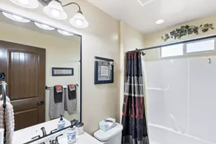 210 W Talon Ct, Ivins, UT 84738 - Photo 33