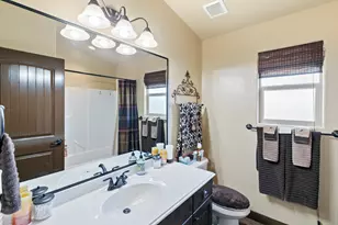 210 W Talon Ct, Ivins, UT 84738 - Photo 49