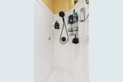 210 W Talon Ct, Ivins, UT 84738 - Photo 23