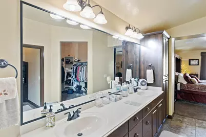 210 W Talon Ct, Ivins, UT 84738 - Photo 21