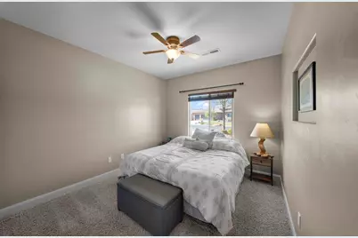 504 N Sugar Plumb Ln, Washington, UT 84780 - Photo 9