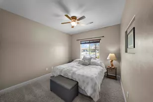 504 N Sugar Plumb Ln, Washington, UT 84780 - Photo 9