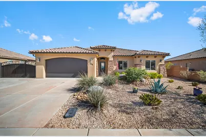 504 N Sugar Plumb Ln, Washington, UT 84780 - Photo 1