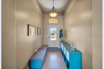 504 N Sugar Plumb Ln, Washington, UT 84780 - Photo 3