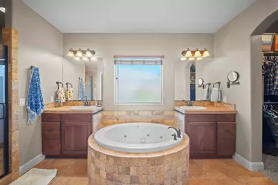 504 N Sugar Plumb Ln, Washington, UT 84780 - Photo 13