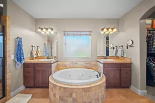 504 N Sugar Plumb Ln, Washington, UT 84780 - Photo 13