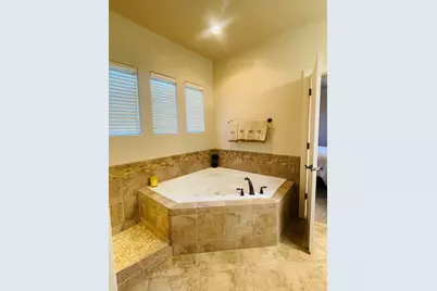 1602 E Sugar Plumb Ln, Washington, UT 84780 - Photo 15