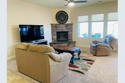 1602 E Sugar Plumb Ln, Washington, UT 84780 - Photo 25