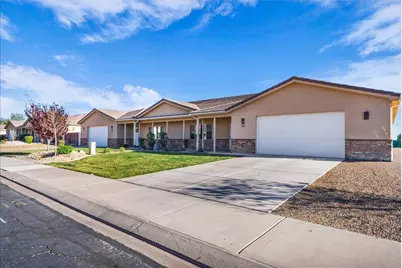 157 W 200 S, Ivins, UT 84738 - Photo 17