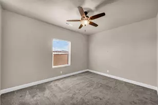 157 W 200 S, Ivins, UT 84738 - Photo 7