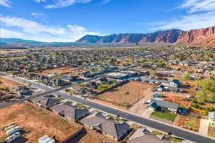 157 W 200 S, Ivins, UT 84738 - Photo 27