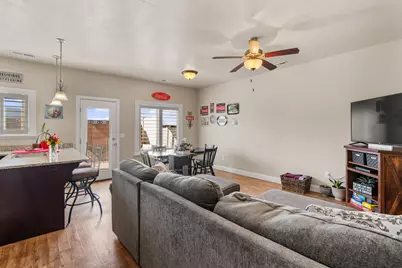 198 E 3025 N, Cedar City, UT 84721 - Photo 7