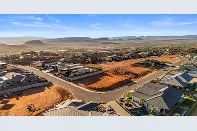 116 N Westgate Hills Dr, Washington, UT 84780 - Photo 17