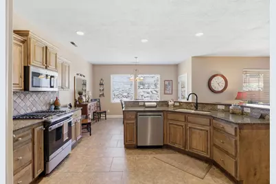 1935 S Great Basin Dr, Washington, UT 84780 - Photo 11