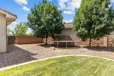 1205 E Nazareth Dr S, Washington, UT 84780 - Photo 35