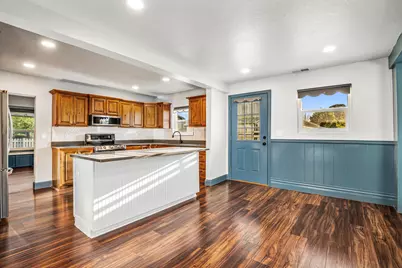 223 W 300 S St, Saint George, UT 84770 - Photo 11