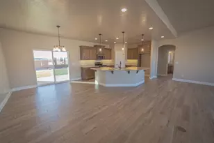 3115 W 520 N, Hurricane, UT 84737 - Photo 11