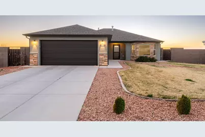 5097 Scenic Dr, Cedar City, UT 84721 - Photo 1