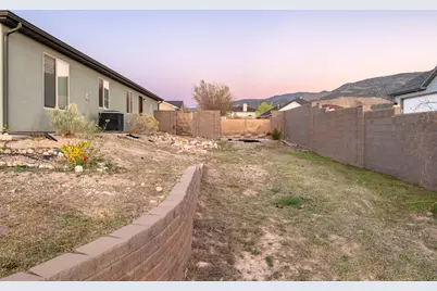 5097 Scenic Dr, Cedar City, UT 84721 - Photo 31