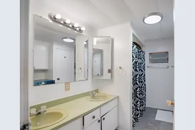 1574 N Dixie Downs Rd #29, Saint George, UT 84770 - Photo 11