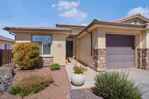 529 E Dry Springs Ln, Washington, UT 84780 - Photo 3