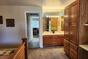 860 S Village Rd, Saint George, UT 84770 - Photo 9