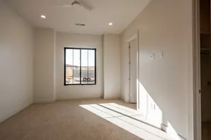 425 E Forrest Paddock Dr, Washington, UT 84780 - Photo 13