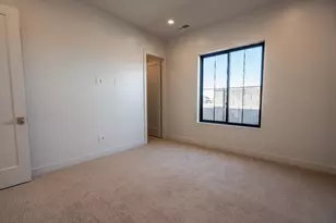 425 E Forrest Paddock Dr, Washington, UT 84780 - Photo 15