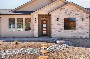 1193 W Kokopelli St, Hildale, UT 84784 - Photo 5