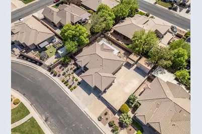 488 E 1525 S, Washington, UT 84780 - Photo 39