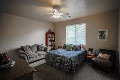 1037 S 620 East St, Saint George, UT 84790 - Photo 29