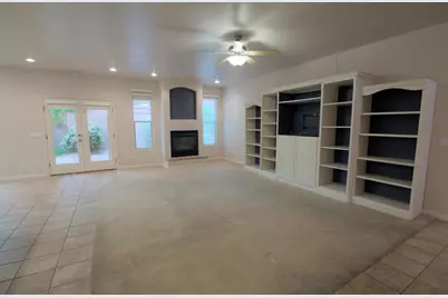 2251 E 390 N, Saint George, UT 84790 - Photo 3