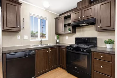 590 N State St #1, Hurricane, UT 84737 - Photo 1