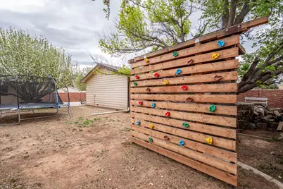 386 W Rosewood Cir, Cedar City, UT 84721 - Photo 41