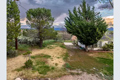 121 S Rachel Ln, New Harmony, UT 84757 - Photo 9