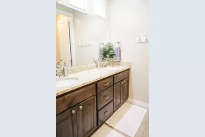 4285 E Razor Ridge Dr, Washington, UT 84780 - Photo 11