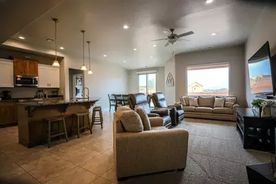 1930 N Creek Side Ct, Washington, UT 84780 - Photo 9