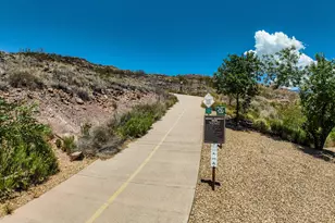 1930 North Creekside Court, Washington, UT 84780 - Photo 29