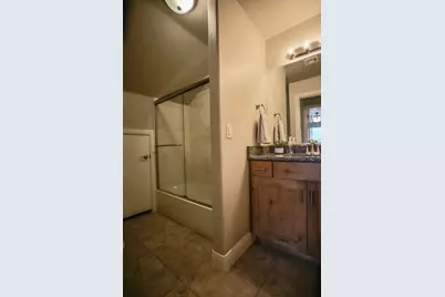 1930 N Creek Side Ct, Washington, UT 84780 - Photo 29