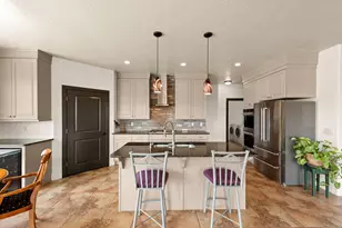 1063 N 2050 E, Saint George, UT 84770 - Photo 9