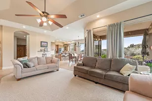 881 W S Links Dr, Washington, UT 84780 - Photo 9