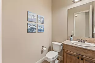 881 W S Links Dr, Washington, UT 84780 - Photo 27