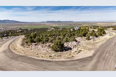 1460 S Hill Crest Dr, Cedar City, UT 84720 - Photo 15