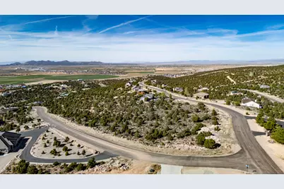 1460 S Hill Crest Dr, Cedar City, UT 84720 - Photo 7