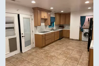 1112 Tamarisk Dr, Saint George, UT 84790 - Photo 7