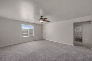 3544 E Broken Mesa Dr, Saint George, UT 84770 - Photo 11